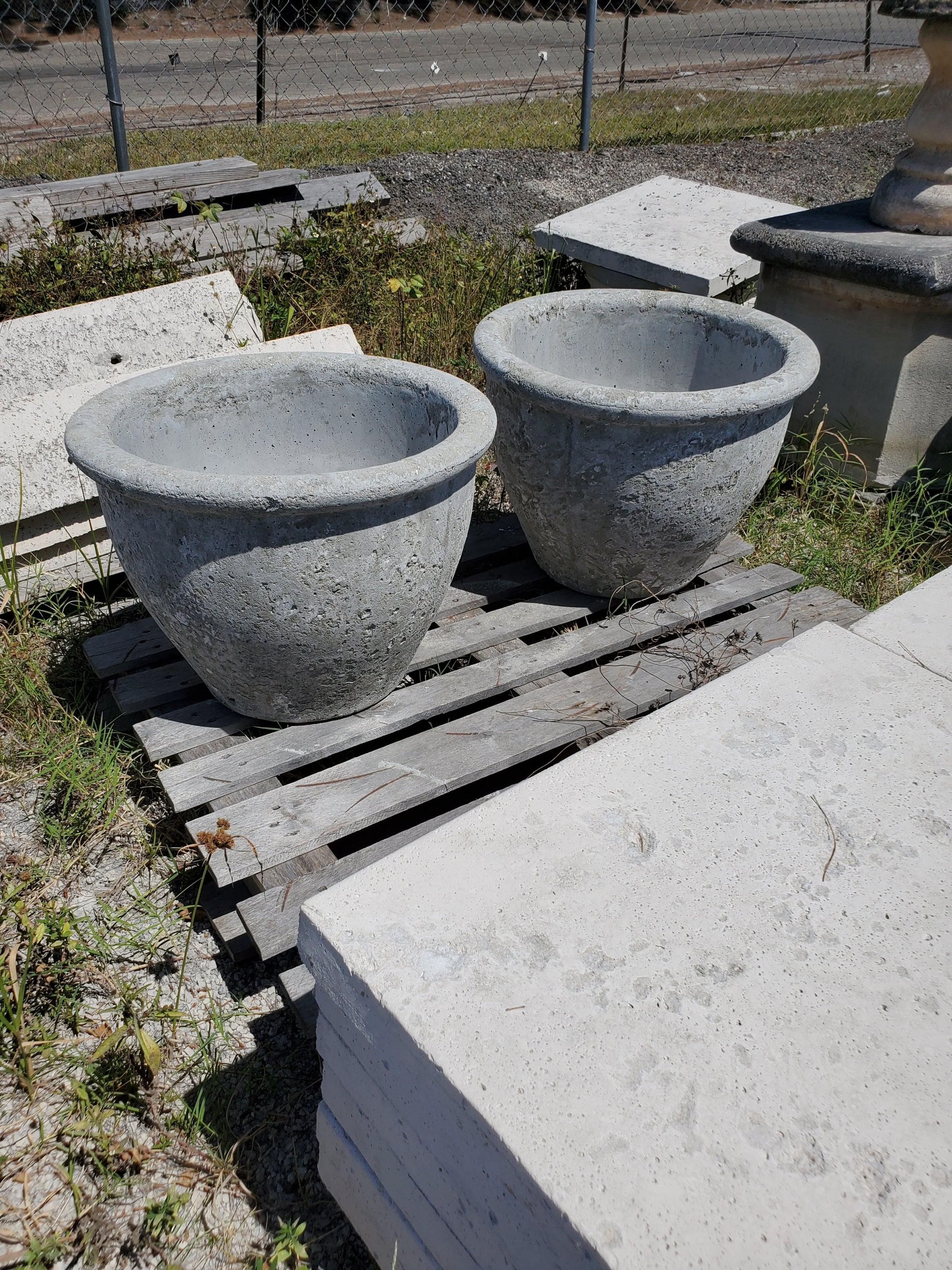 drainage planters 16